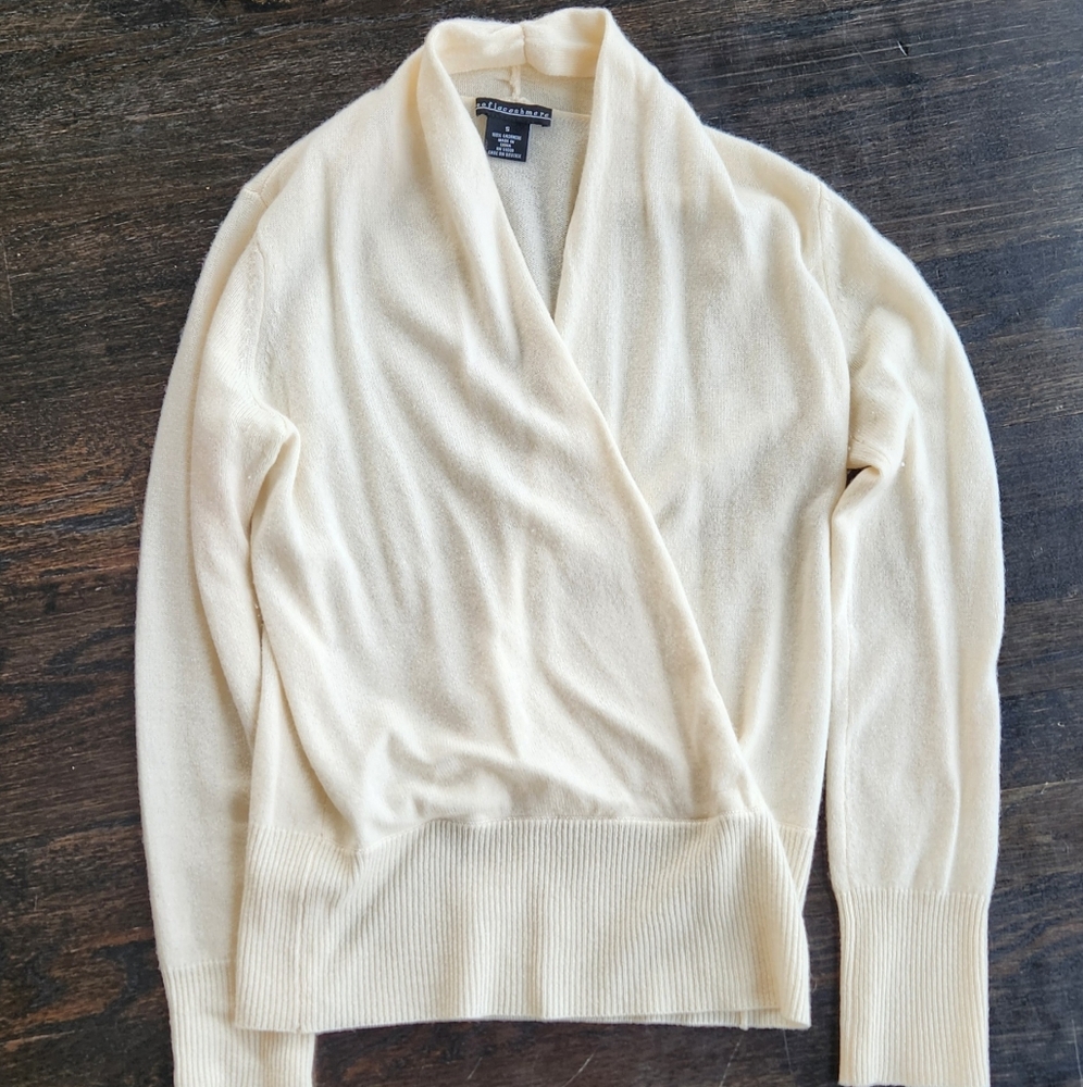 Sofia Cashmere Cream V-Neck Sweater